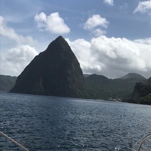 Meet your Posher, Mira